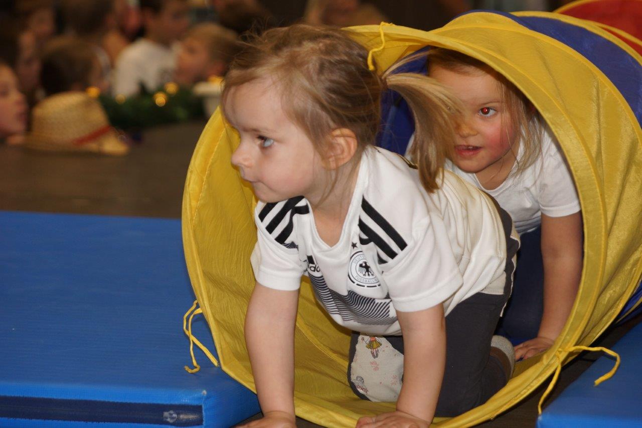 Foto 5 zum Bericht: Kunterbunter Nachmittag beim Abturnen 2018