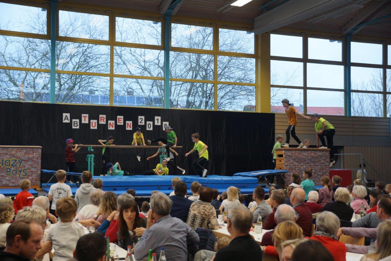 Foto 17 zum Bericht: Kunterbunter Nachmittag beim Abturnen 2018